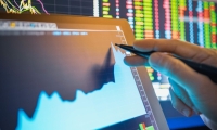 中国电信：11月5G套餐用户净增184万户